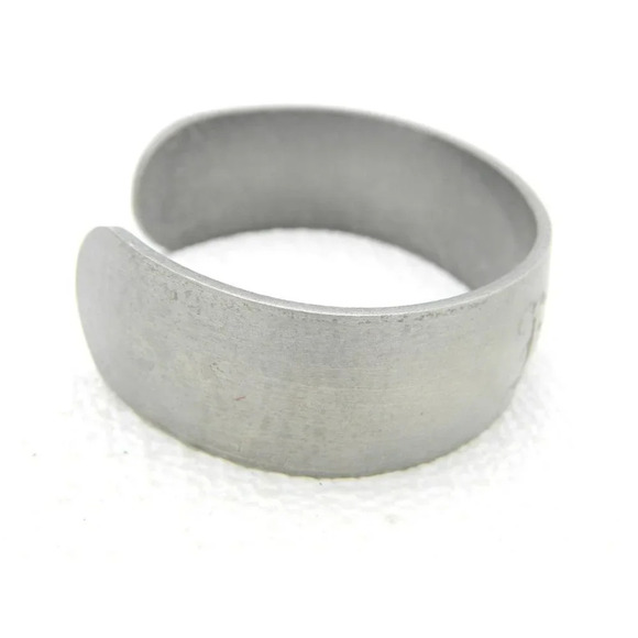 VTG B & M Pewter 5 Monogram Initial Cuff Bracelet - Picture 3 of 5